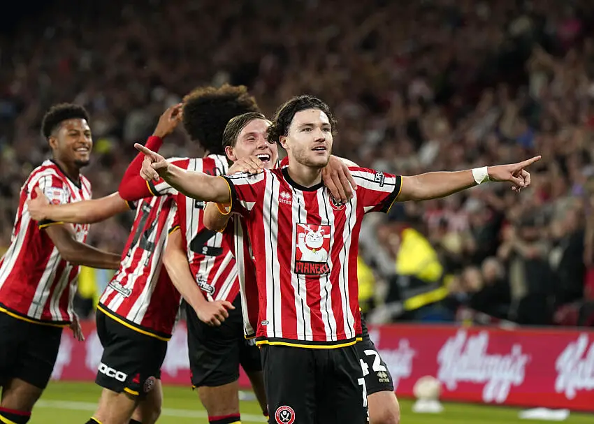Championship : Sheffield United qualifié pour la finale des playoffs thumbnail