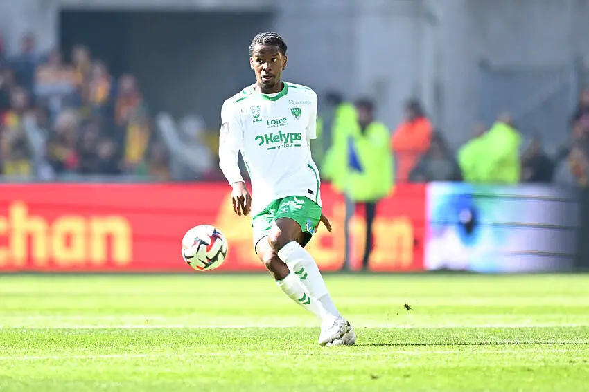 AS Saint-Etienne : Pierre Ekwah pourrait finalement rester !  thumbnail