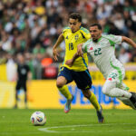 Ismaël Bennacer avec l'Algérie face à la Suède