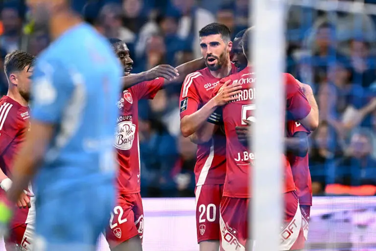 Pierre Lees-Melou avec Brest contre l'OM