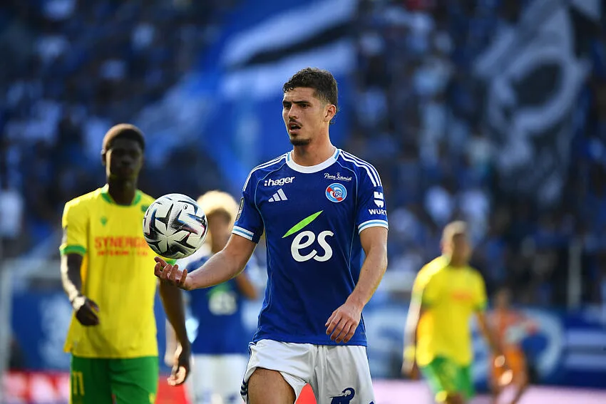 Strasbourg – Le Havre : les compos probables avec Panichelli pour remplacer Emegha