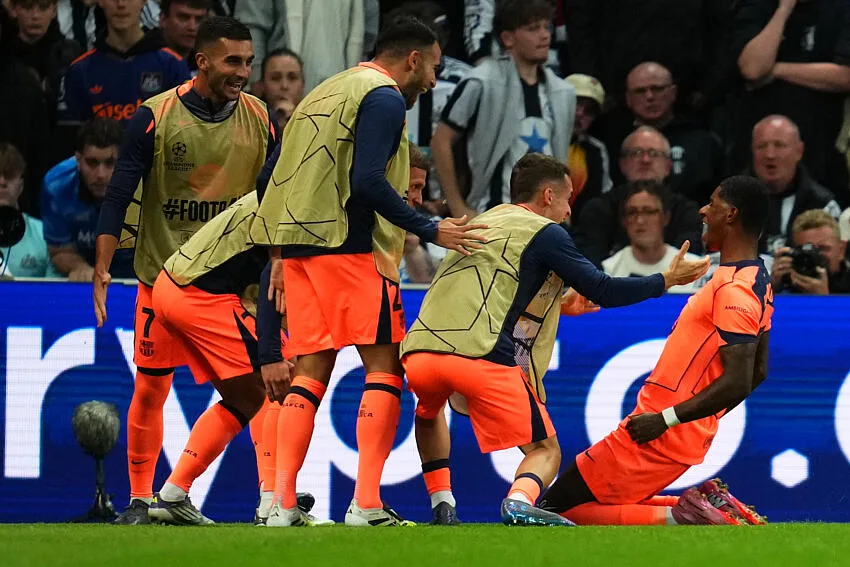 Marcus Rashford avec le Barça contre Newcastle