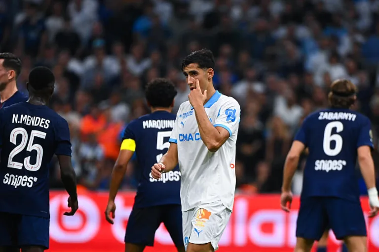Aguerd avec l'OM contre le PSG