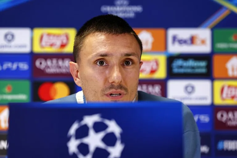 Steven Berghuis avec l'Ajax avant d'affronter l'OM