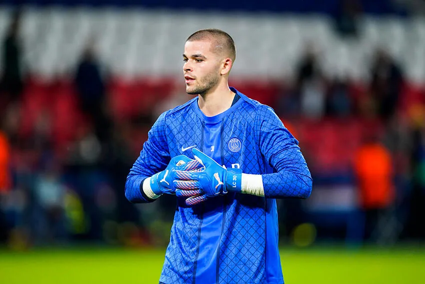 RC Lens : Lucas Chevalier recalé pour cette raison