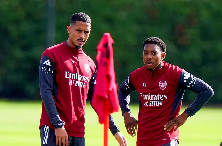 William Saliba, avec Arsenal
