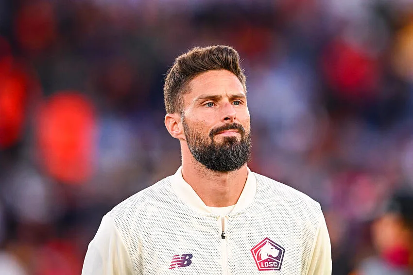 LOSC – Paris FC : les compos officielles avec Giroud et Igamane côté Lillois et Geubbels préféré à Simon côté parisien