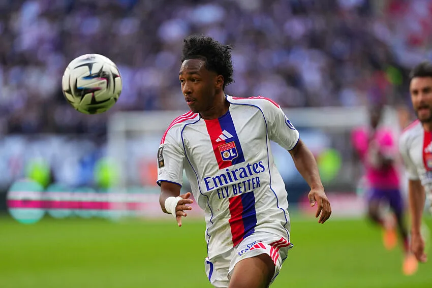 L1 : Malick Fofana sorti sur civière contre Strasbourg