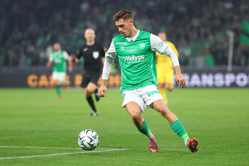 Red Star – ASSE : 2-0 à la pause