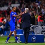 Deschamps et Barcola avec les Bleus, contre l'Islande