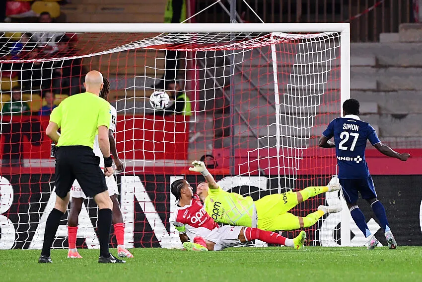 Le Paris FC s’impose à Monaco !