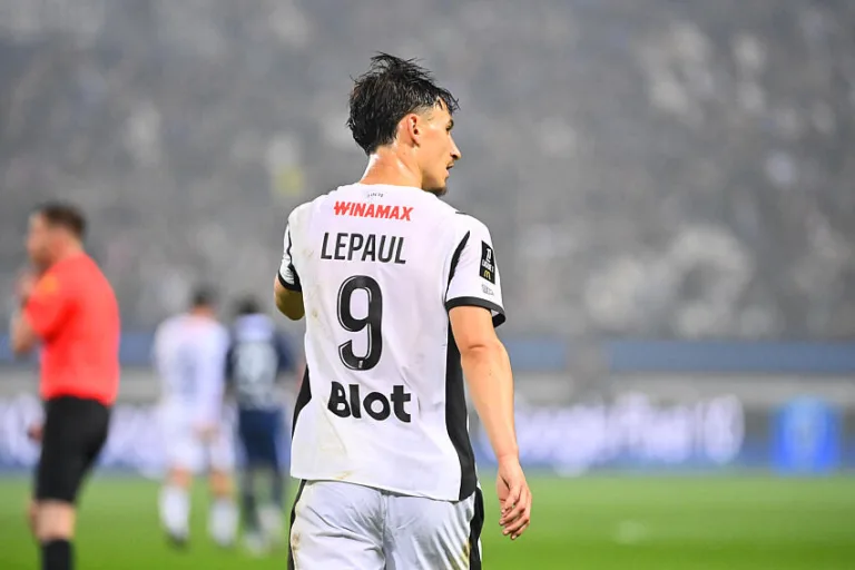 Esteban Lepaul avec le Stade Rennais