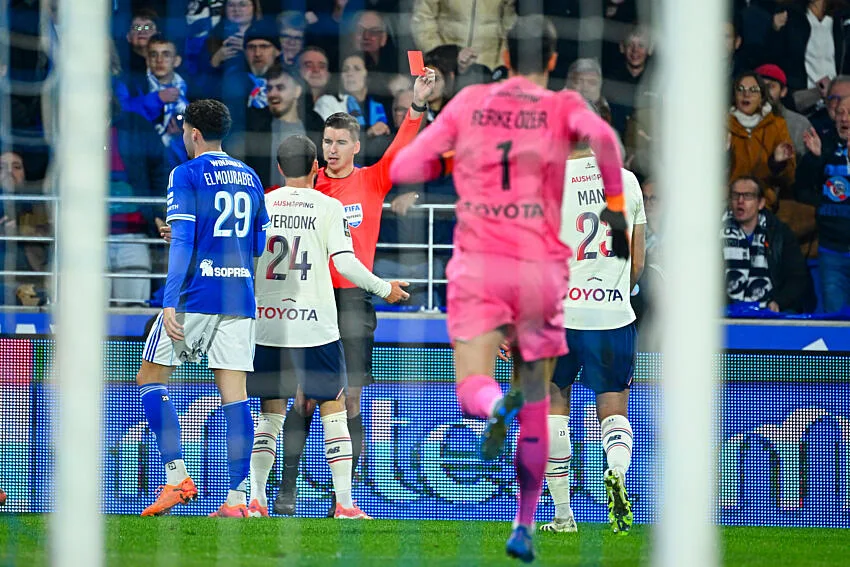 Calvin Verdonk avec le LOSC, après son rouge contre le RCSA