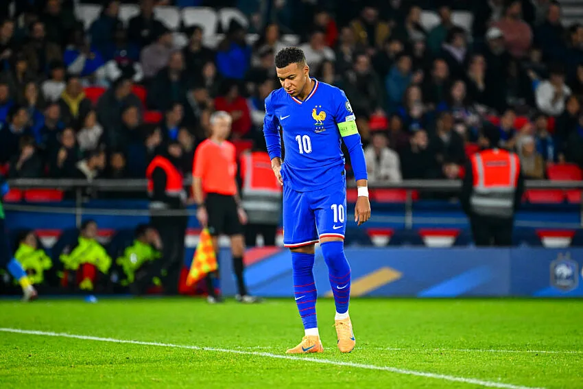 Kylian Mbappé avec les Bleus contre l'Ukraine