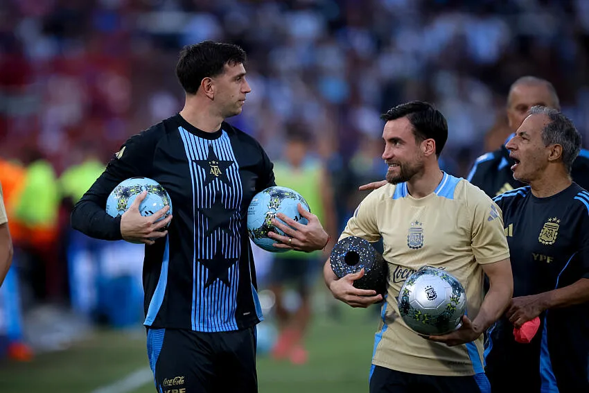 Emiliano Martinez, Nicolas Tagliafico avec l'Argentine