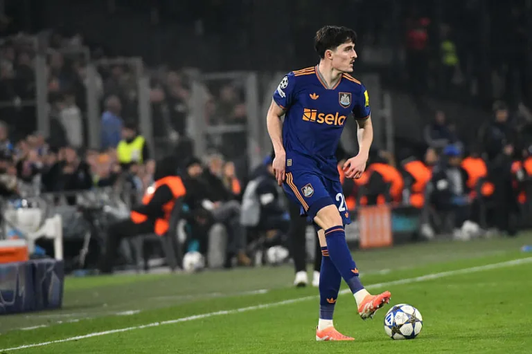 Livramento avec Newcastle contre l'OM