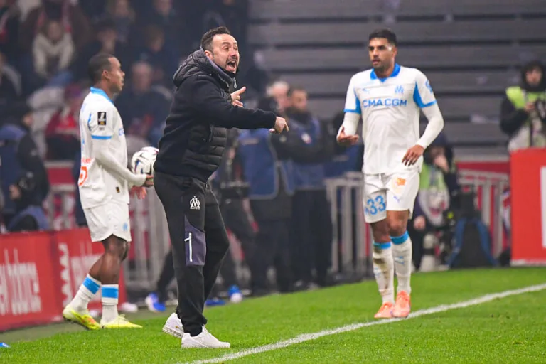 Roberto De Zerbi avec l'OM contre le LOSC