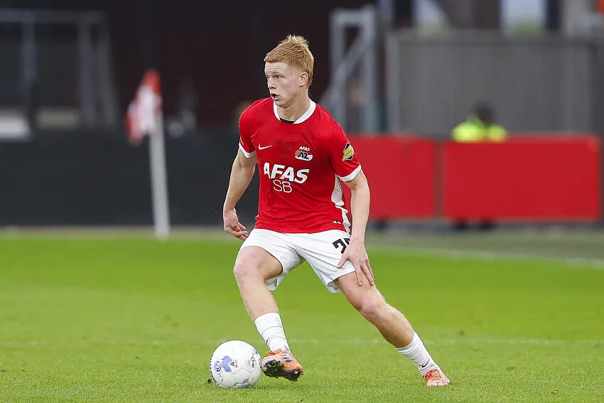 Cette pépite à 30 M€ affole Barcelone, Madrid... et toute l’Europe : la bataille Smit est lancée