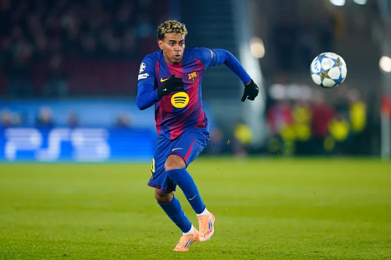 Lamine Yamal avec le Barça