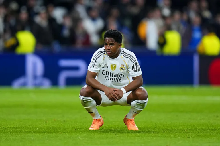 Endrick avec le Real Madrid contre Manchester City
