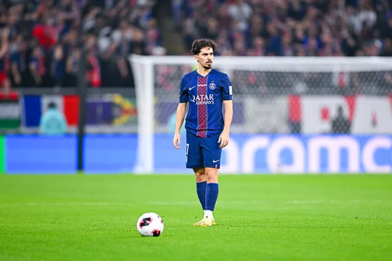 Vitinha avec le PSG