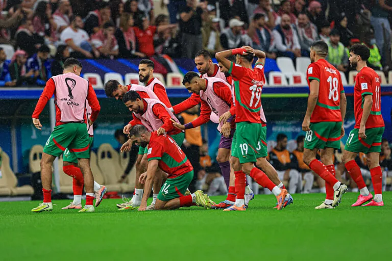 Oussama Tannane célèbre son but face à la Jordanie