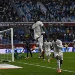 Pape Cherif Ndiaye et Ibrahim Mbaye (au loin) avec le Sénégal à la CAN 2025