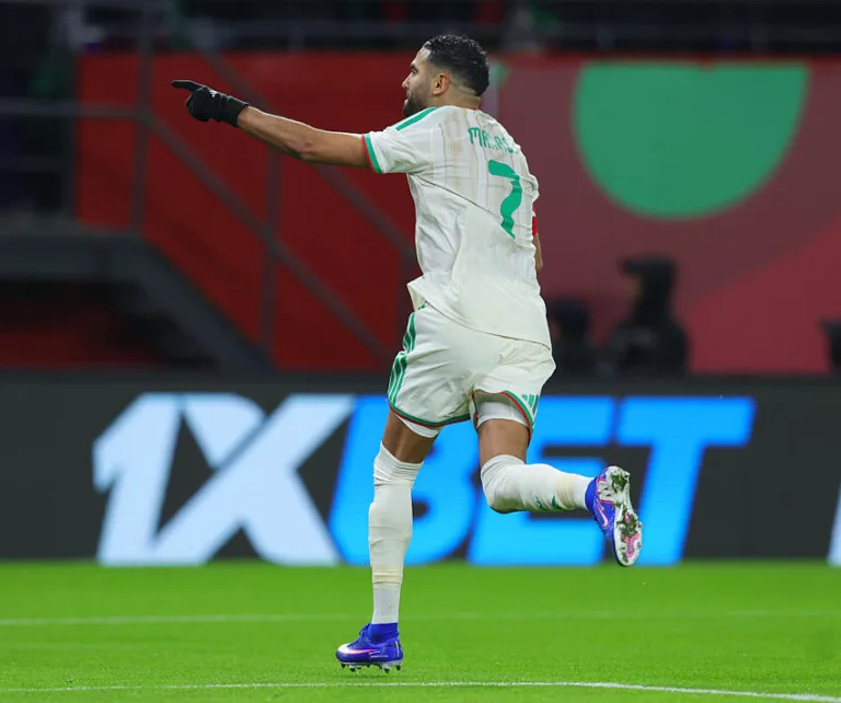 Riyad Mahrez avec l'Algérie
