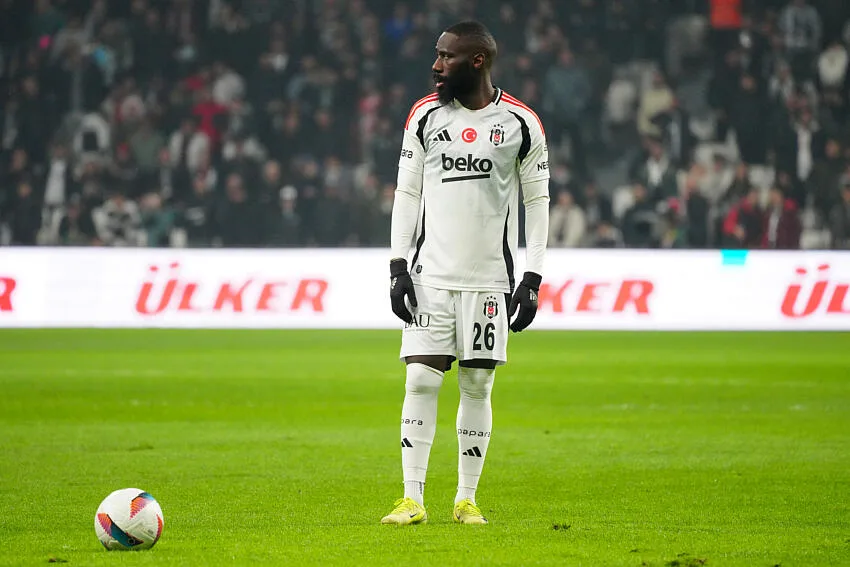 Masuaku de retour à la maison : le RC Lens réalise un joli coup !