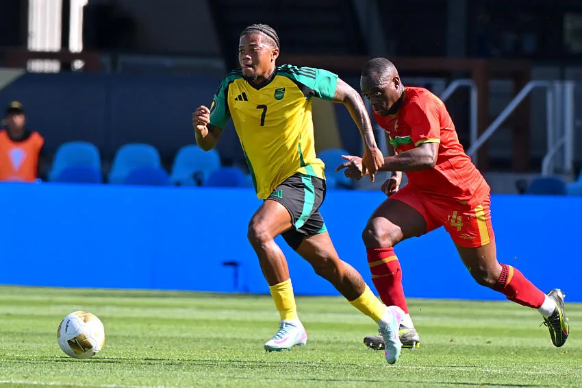 Mercato : Amiens avance ses pions, Jérôme Roussillon ciblé pour solidifier la défense