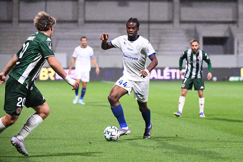Troyes – Red Star : le sommet de la Ligue 2 en direct