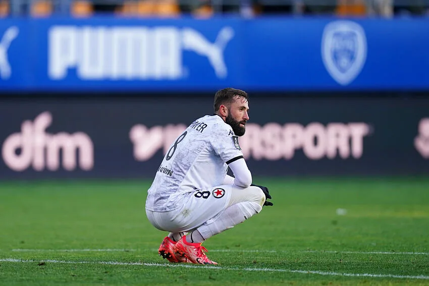 Clap de fin au Red Star : Eickmayer libéré, l’Étoile Rouge se réinvente