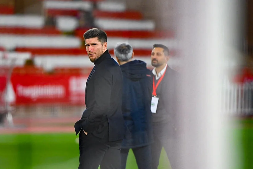 AS Monaco : Pocognoli s’accroche à son Rocher... mais pour combien de temps ?