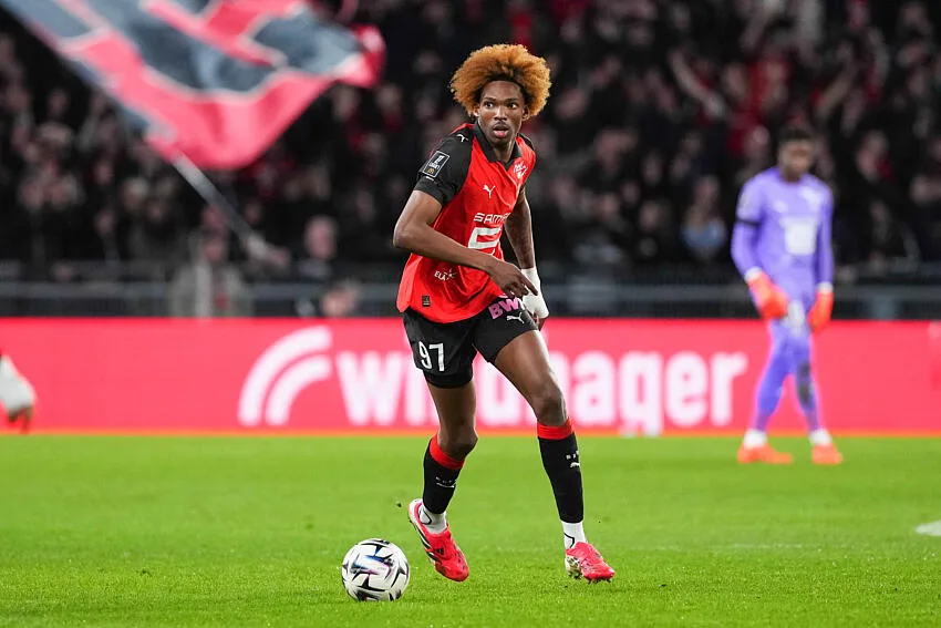 Chelsea, Liverpool, Bayern Munich... qui va s’offrir Jérémy Jacquet ?