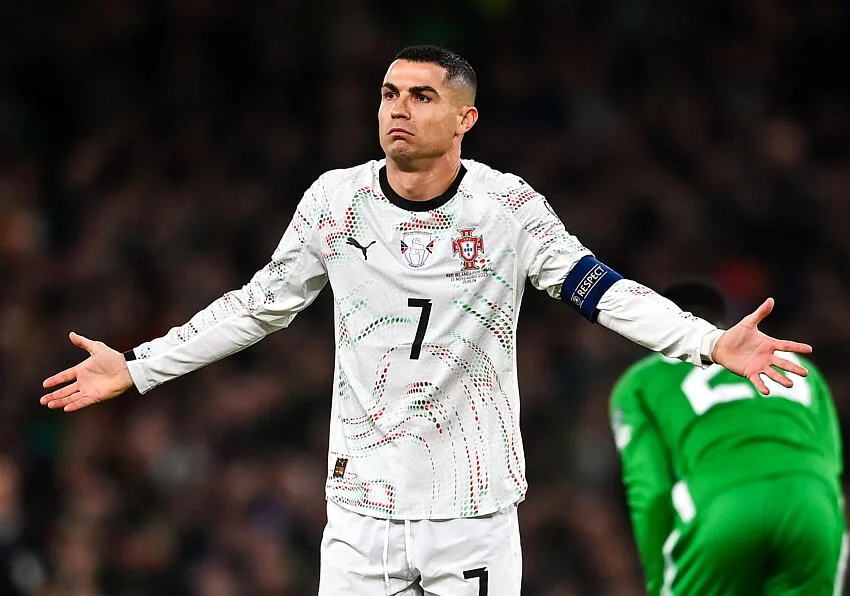 Manchester United, MLS... Cristiano Ronaldo affole encore le mercato !