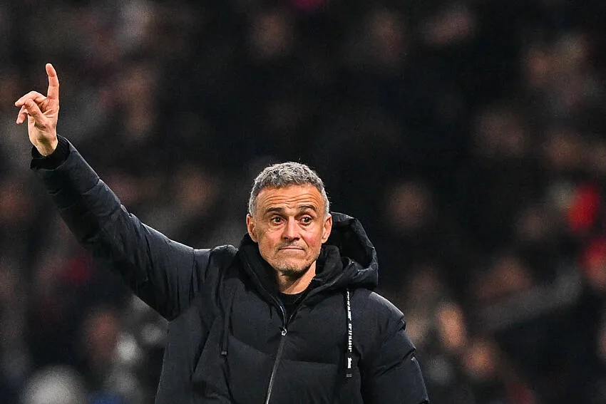 PSG : Luis Enrique envoie des fleurs empoisonnées à De Zerbi pour lancer le Classique
