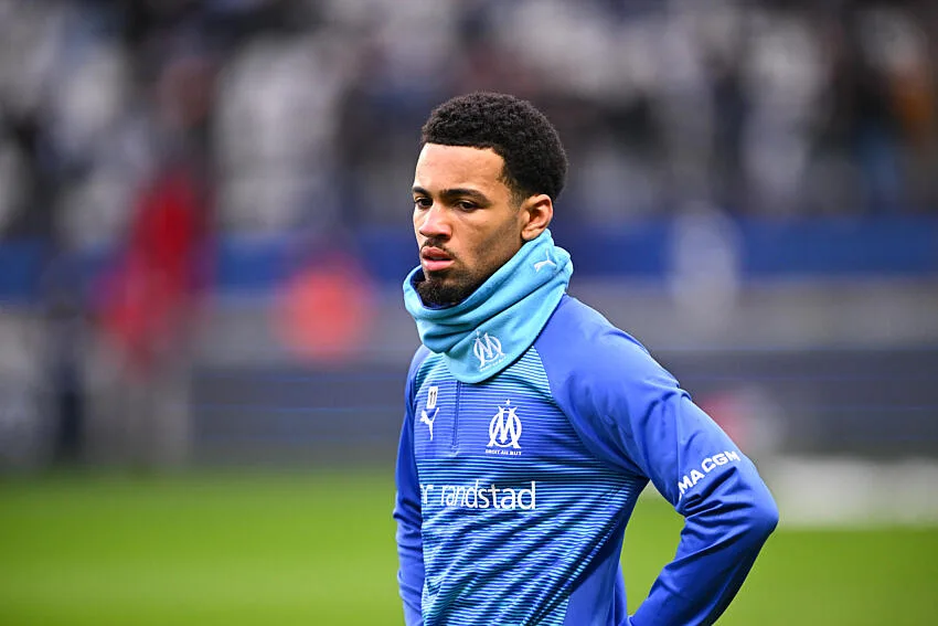 « Dans le football tout est possible » : Nwaneri évoque ses débuts... et son avenir à l’OM