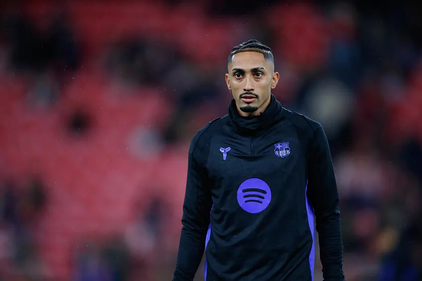 Chelsea attaque le Barça avec des offres à 250 M€ pour...