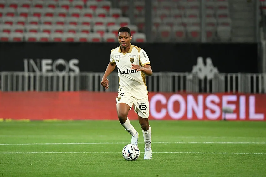 Liverpool, Chelsea, Tottenham — la Premier League se dispute  le joyau malien du RC Lens
